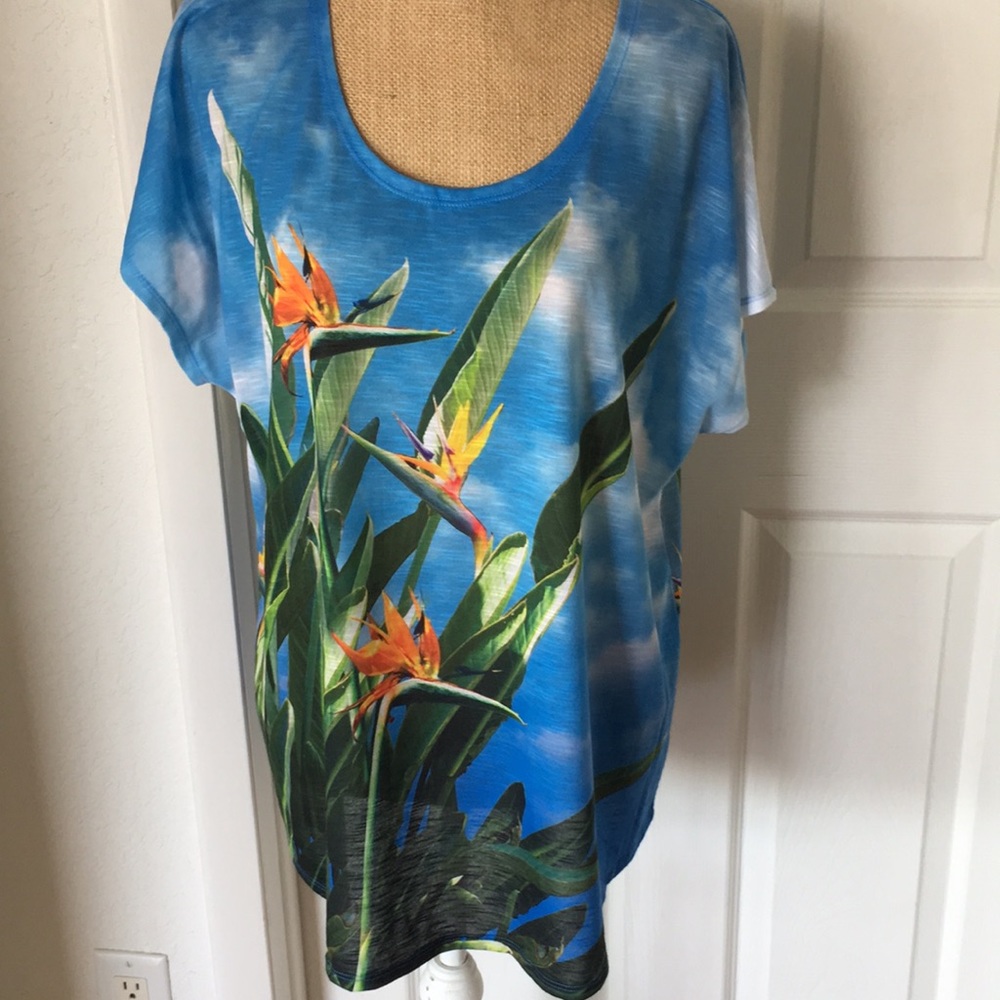 Bird of Paradise X Large SunBay Top new never worn